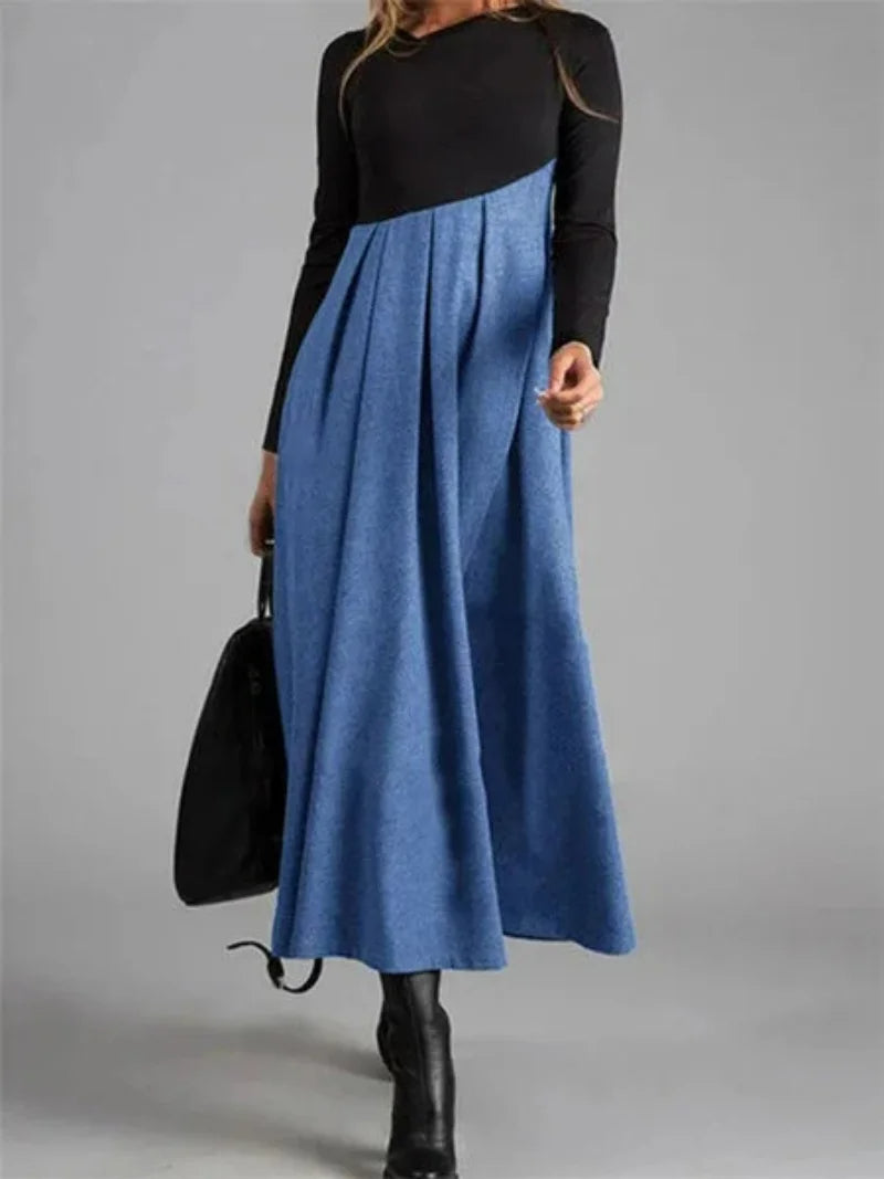 Vinoa | Maxi dress with long sleeves